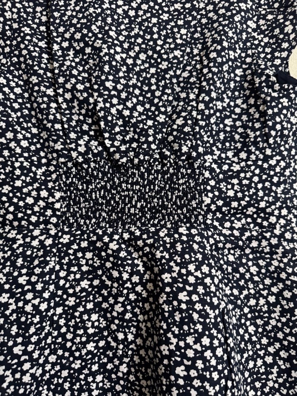 Banana Republic Navy and White Floral V-Neck Dress Size 6 NWT - Picture 6 of 6